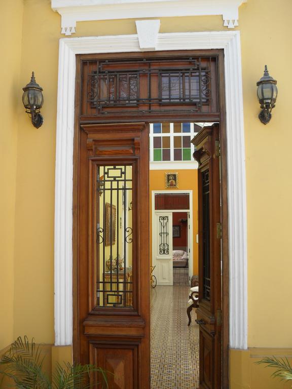Residencial Miraflores B&B Лима Екстериор снимка