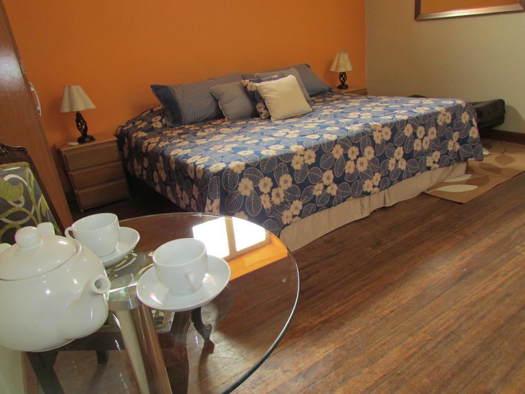 Residencial Miraflores B&B Лима Стая снимка