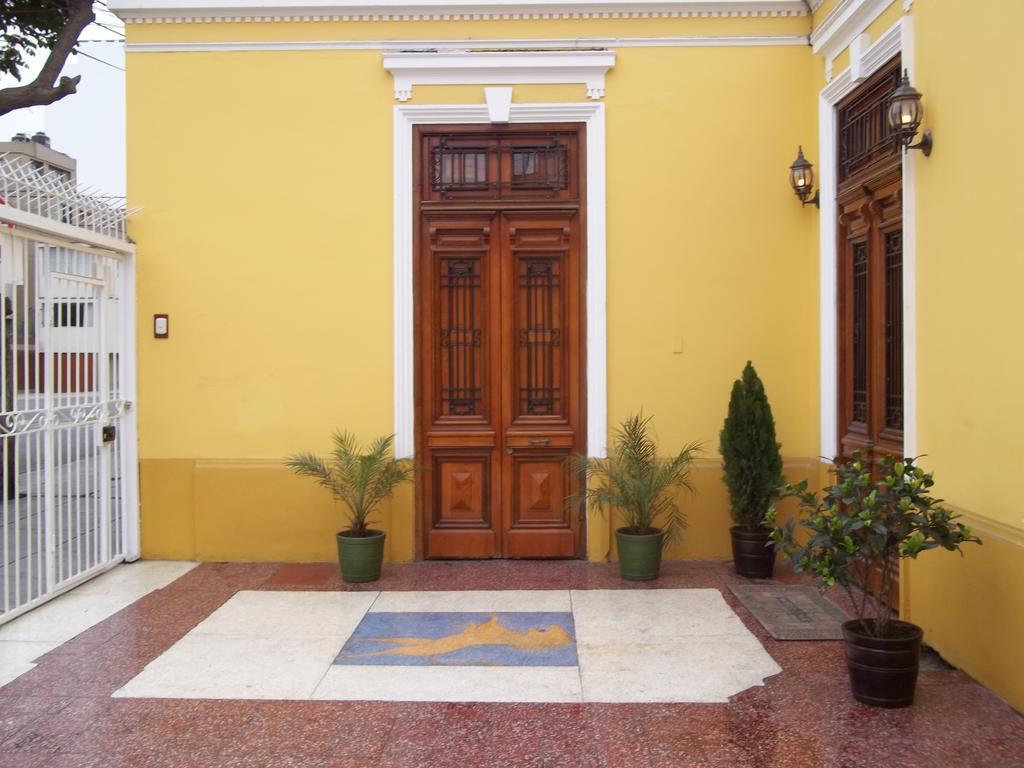Residencial Miraflores B&B Лима Екстериор снимка