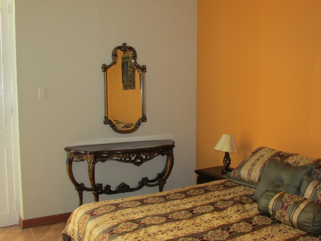 Residencial Miraflores B&B Лима Стая снимка